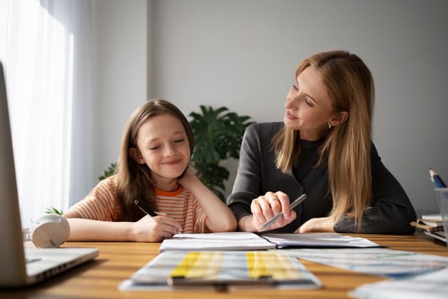 Science Teacher With Pupil Tutoring